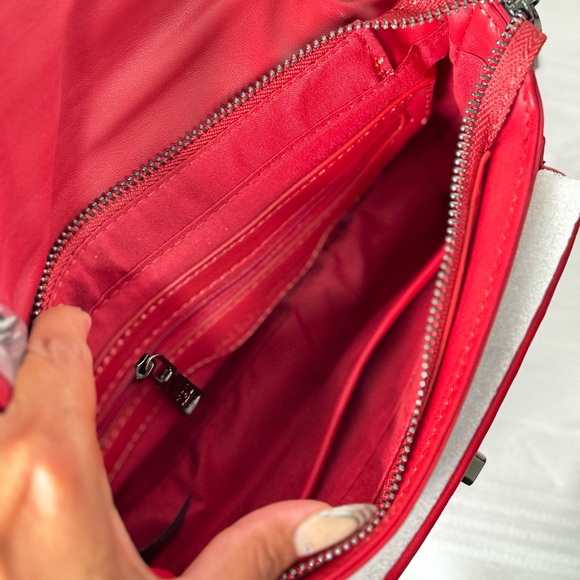 Red Quilted Women Bag - Picture 5 of 7